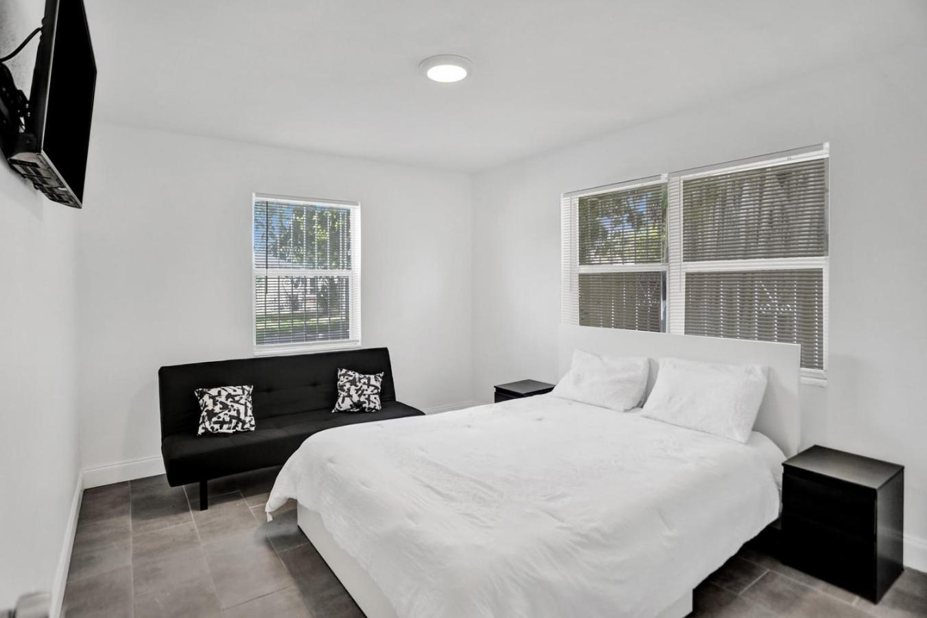 2 Bedroom Holiday Retreat West Palm Beach Art Exteriör bild